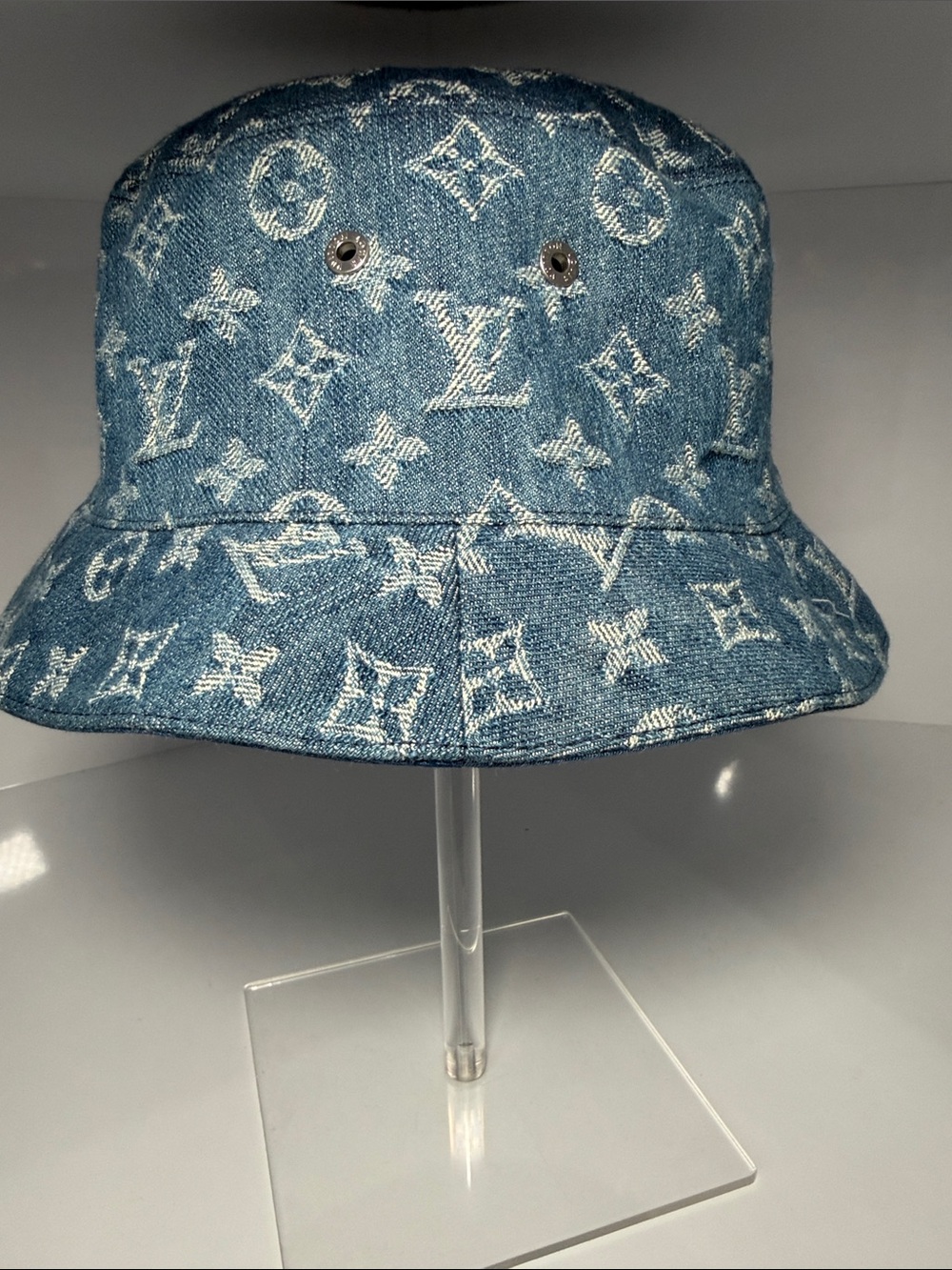 Authentic Louis Vuitton Denim Monogram Bucket Hat Light Blue&White Reversible